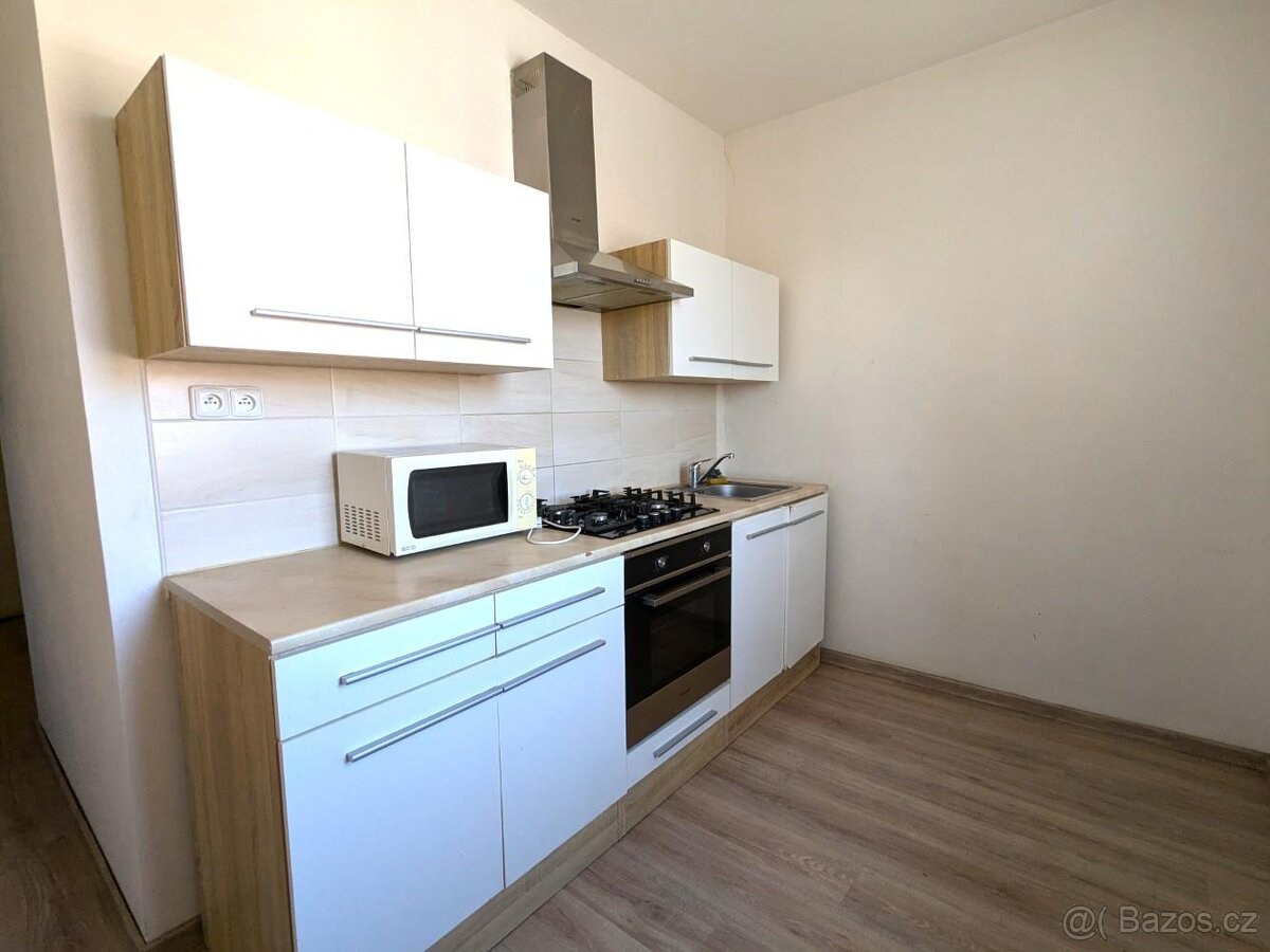Pronájem bytu 2+1, 55 m2, Jaroslava Vrchlického 2801/15, 434