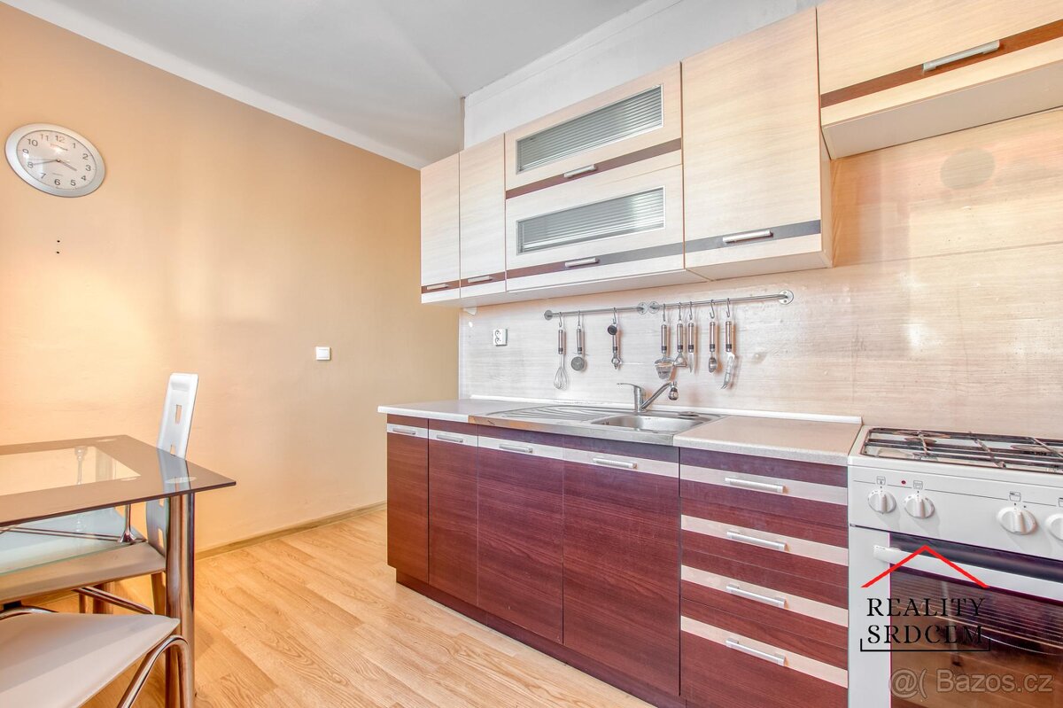 Pronájem bytu v os. vlast. 2+1+lodžie/55m2 na ul. Na Kopci ,