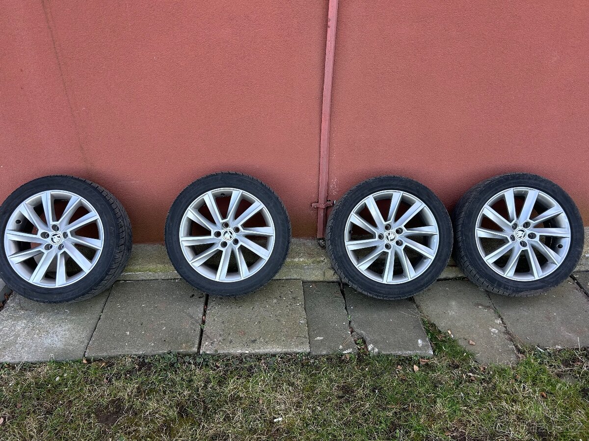 Kola Stratos 17 Škoda Scala Kamiq fabia