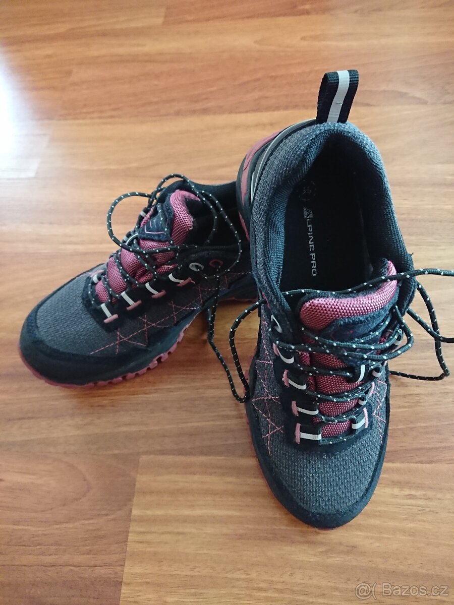 Outdoorová obuv Alpine Pro vel. 36