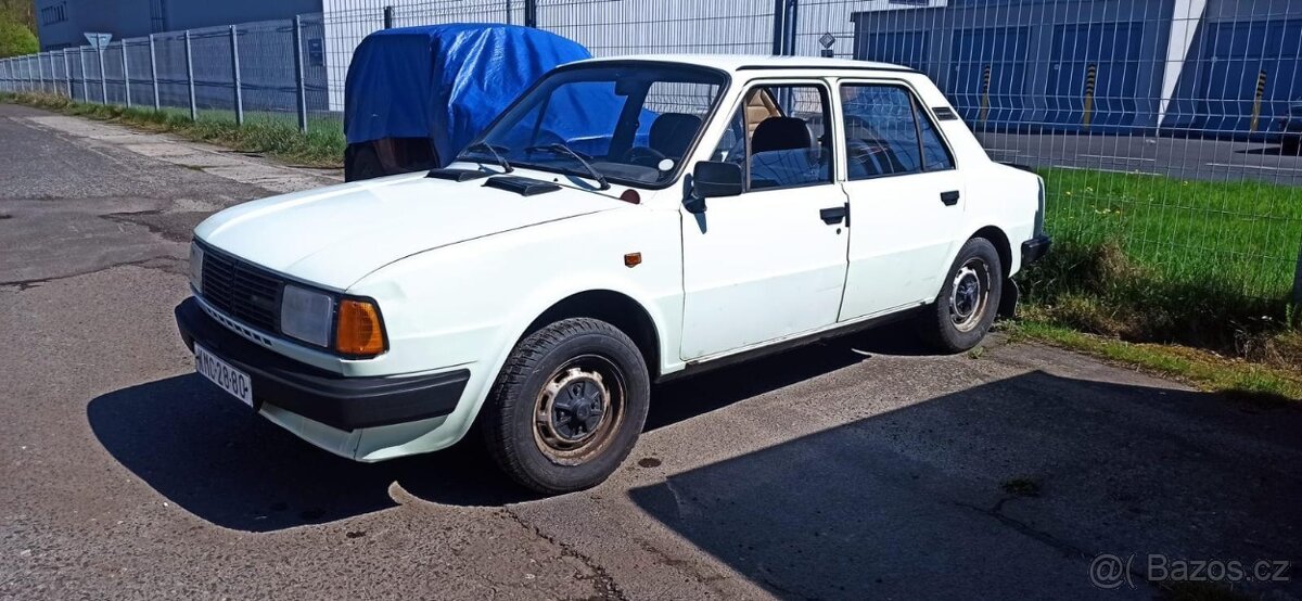 Škoda 120 L