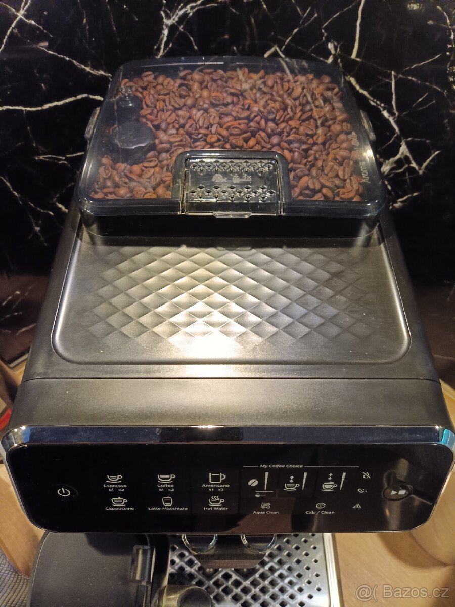 Kávovar Philips 3300 LatteGo
