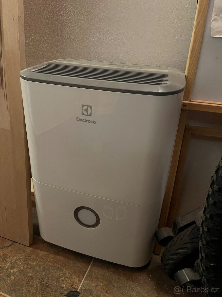 Odvlhčovač Electrolux