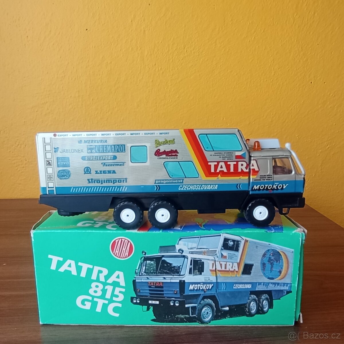 Tatra kolem světa (kaden)