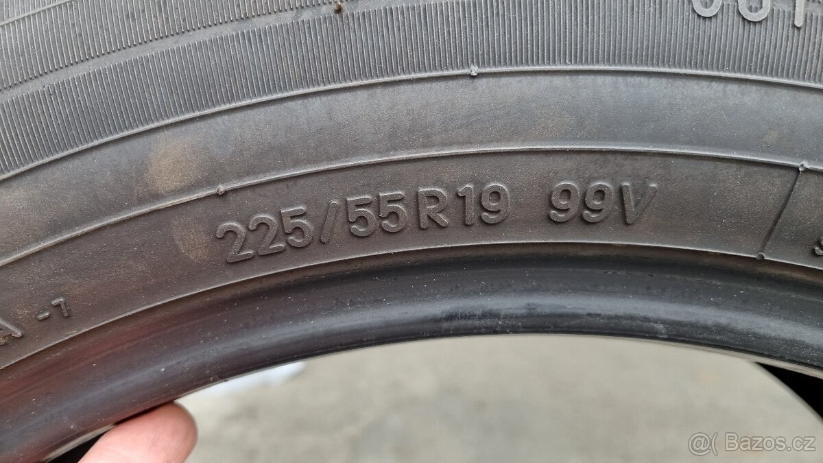 Pneu 225/55 R19