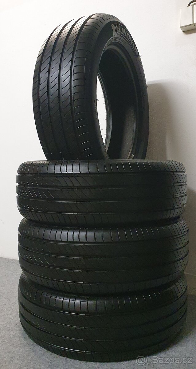 4x TÉMĚŘ NOVÉ 215/55 R17 Letní pneu Michelin Primacy 4