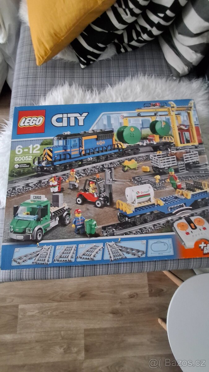 Lego 60052 Nákladní vlak