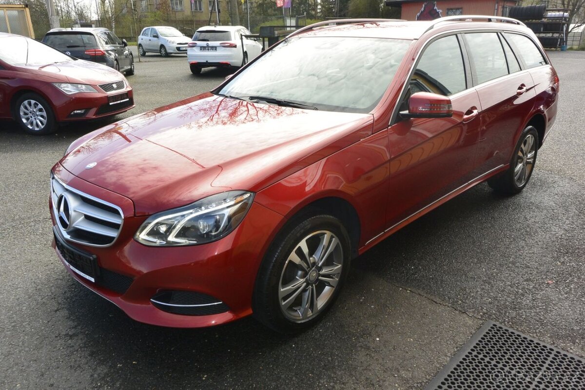 PRODÁM Mercedes-Benz E 350D BlueTEC 4Matic Avantgarde