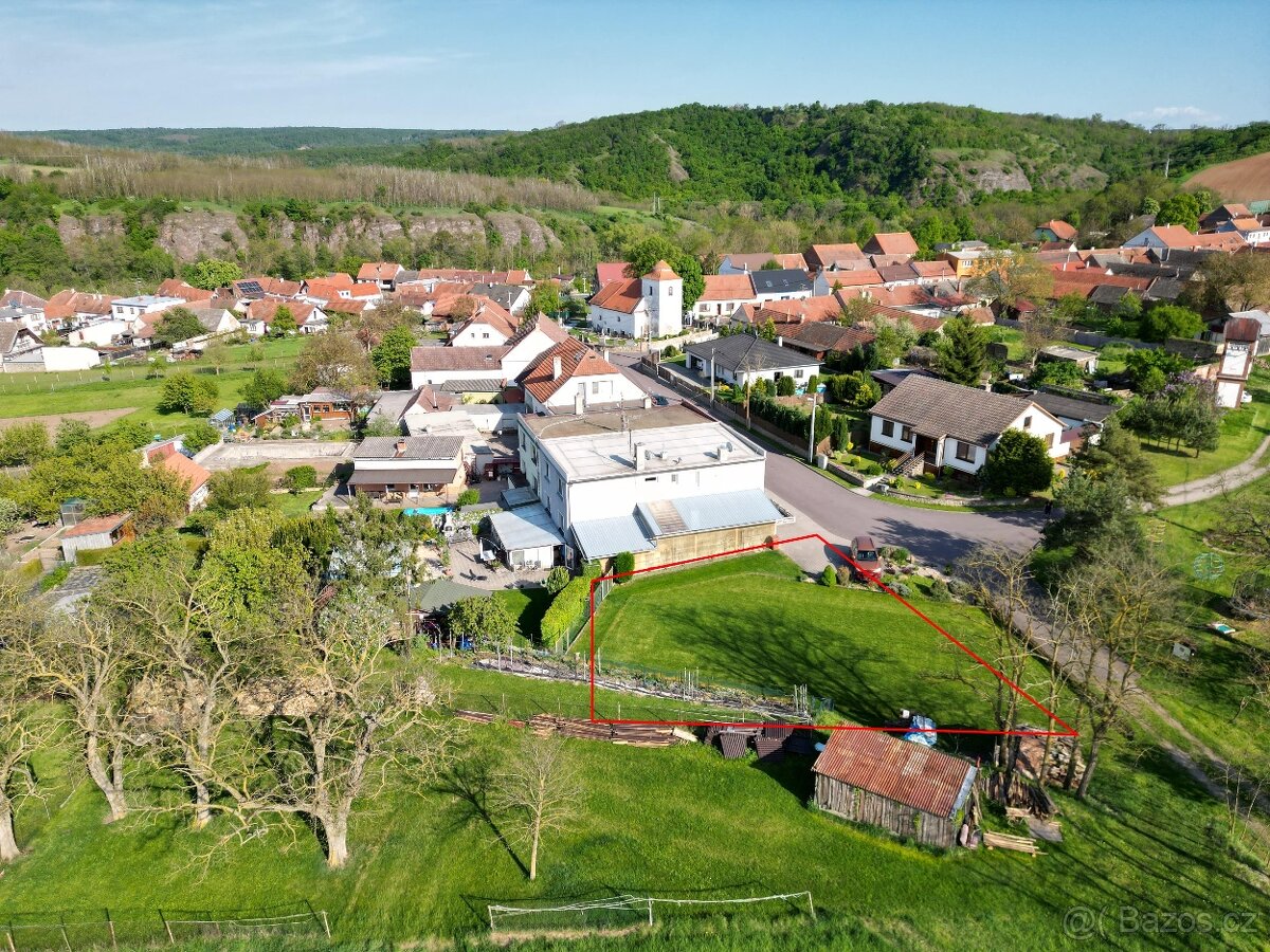 Stavební pozemek pro Váš nový rodinný dům / chalupu