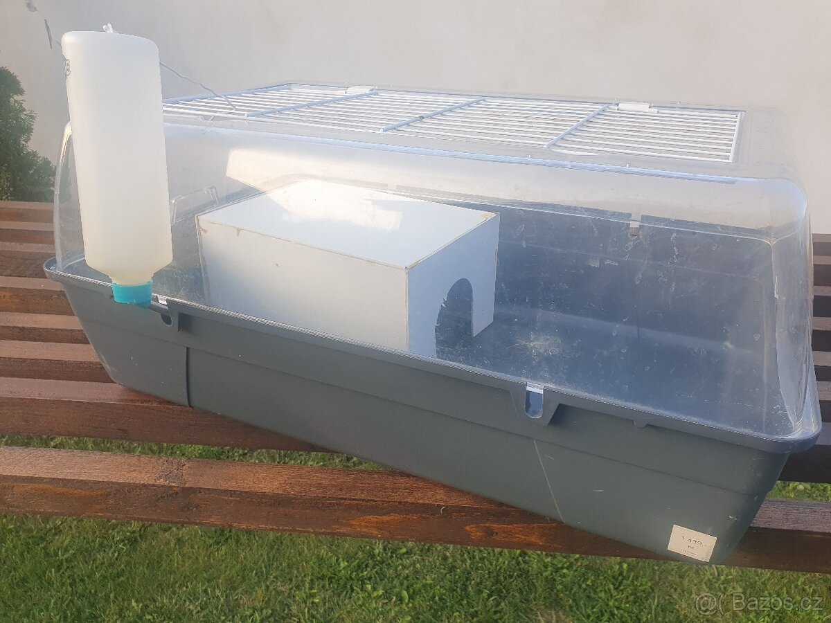 Prodám plastový box 70cm