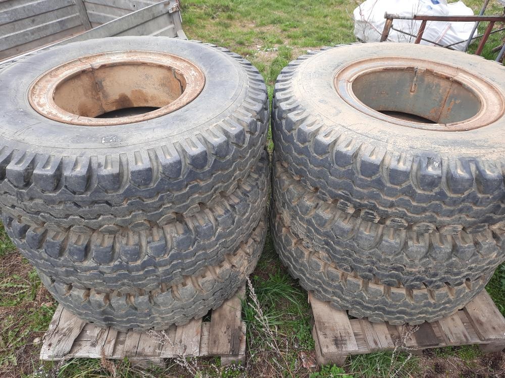 Kola11x20 na nákladní auto - pneu včetně disků 6 kusů