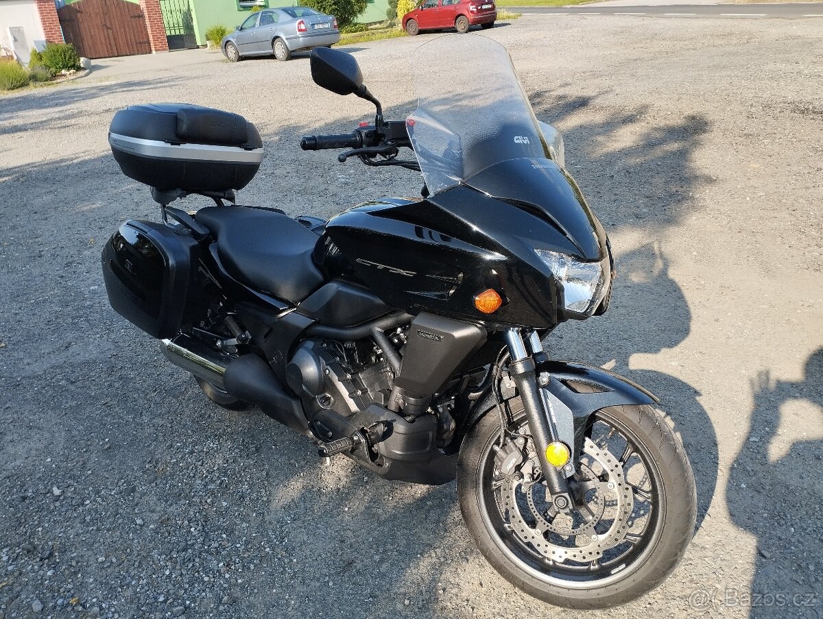 Honda CTX 700 DCT, chopper-cruiser