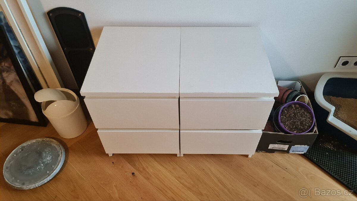 2x noční stolek Malm