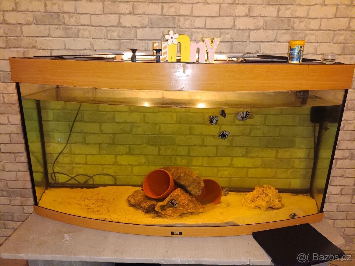 prodám akvarium Juwel