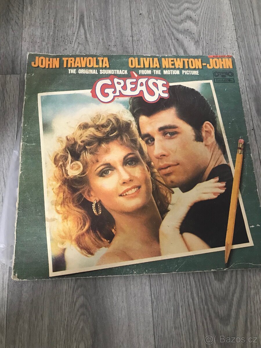 Celkem prodám za 2000 korun