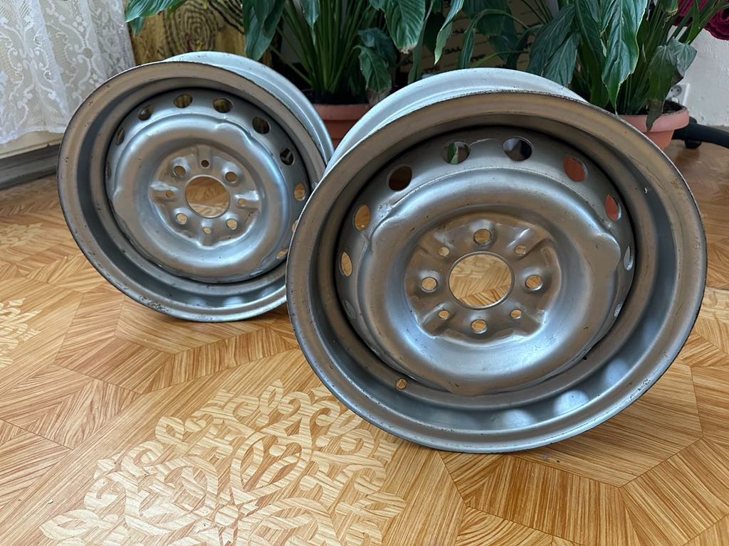 VAZ 2103 - originalní plechové disky 2ks