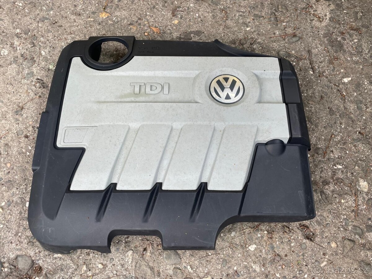 VW kryt motoru 2.0 TDI 03L103925AD