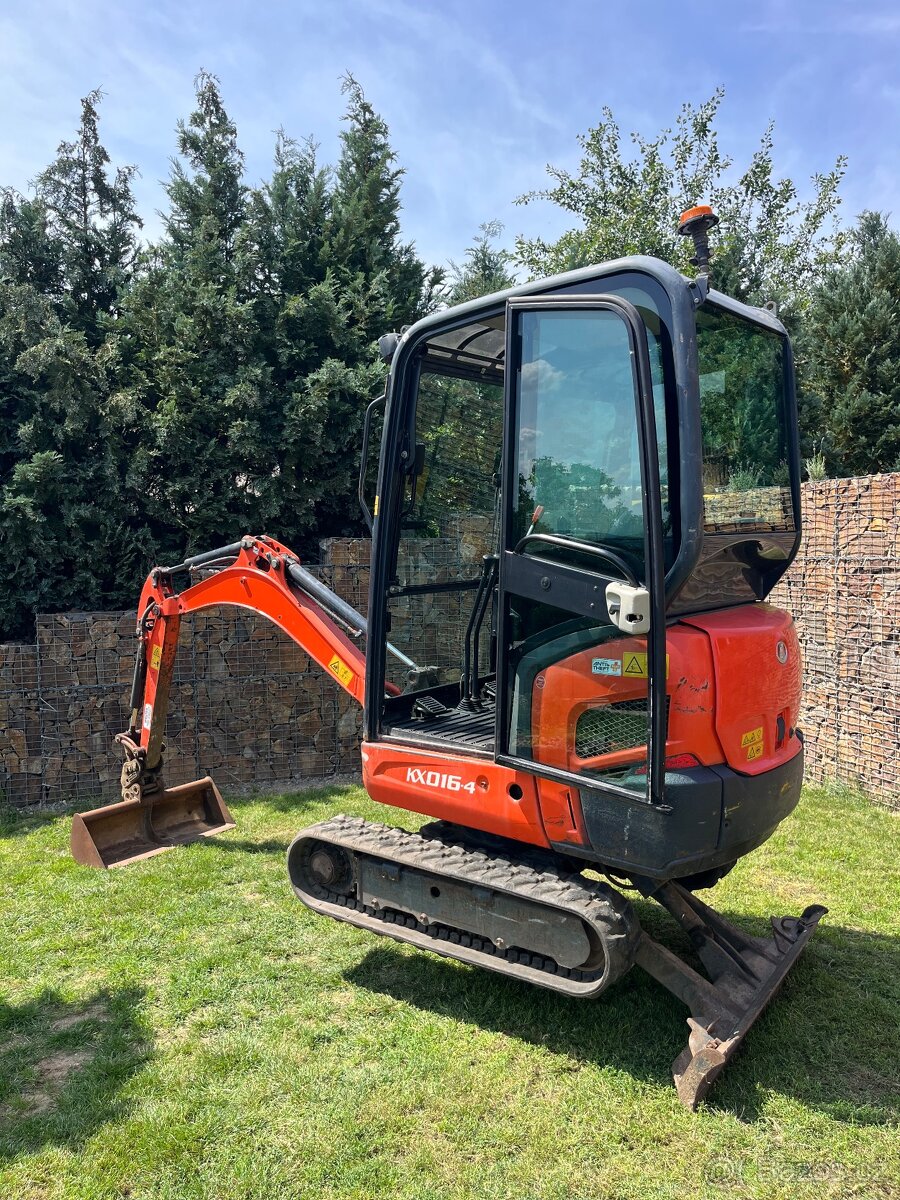 Minibagr KUBOTA KX016-4