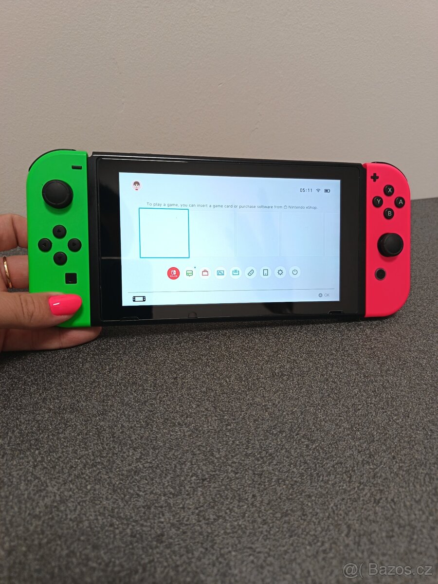 Nintendo Switch + nabíječka