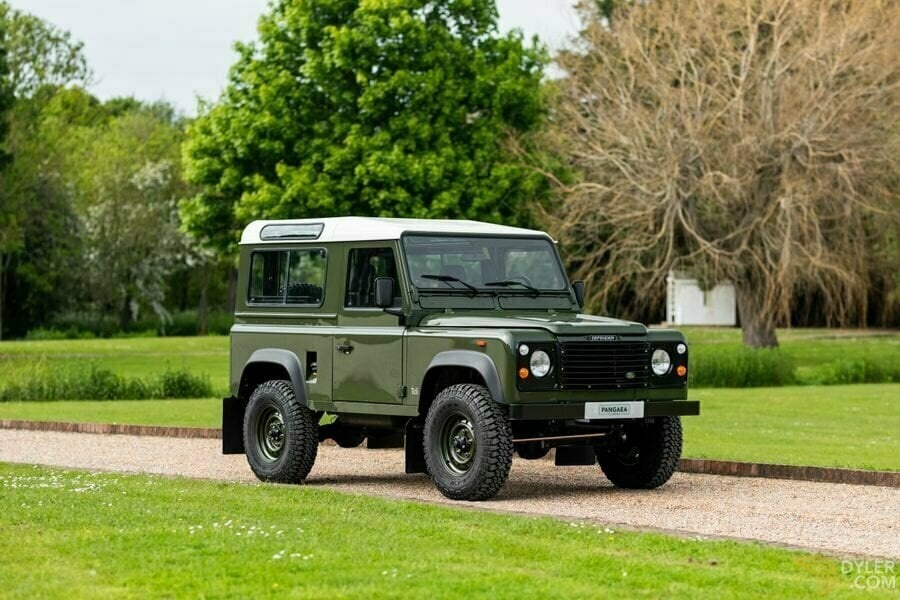 KOUPÍM Land Rover Defender 90