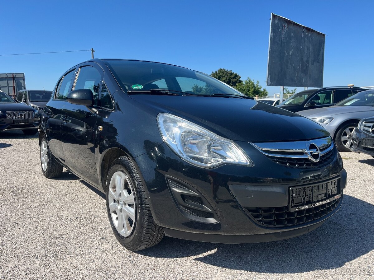 Opel Corsa 1.2i 63kw, tempomat, klima