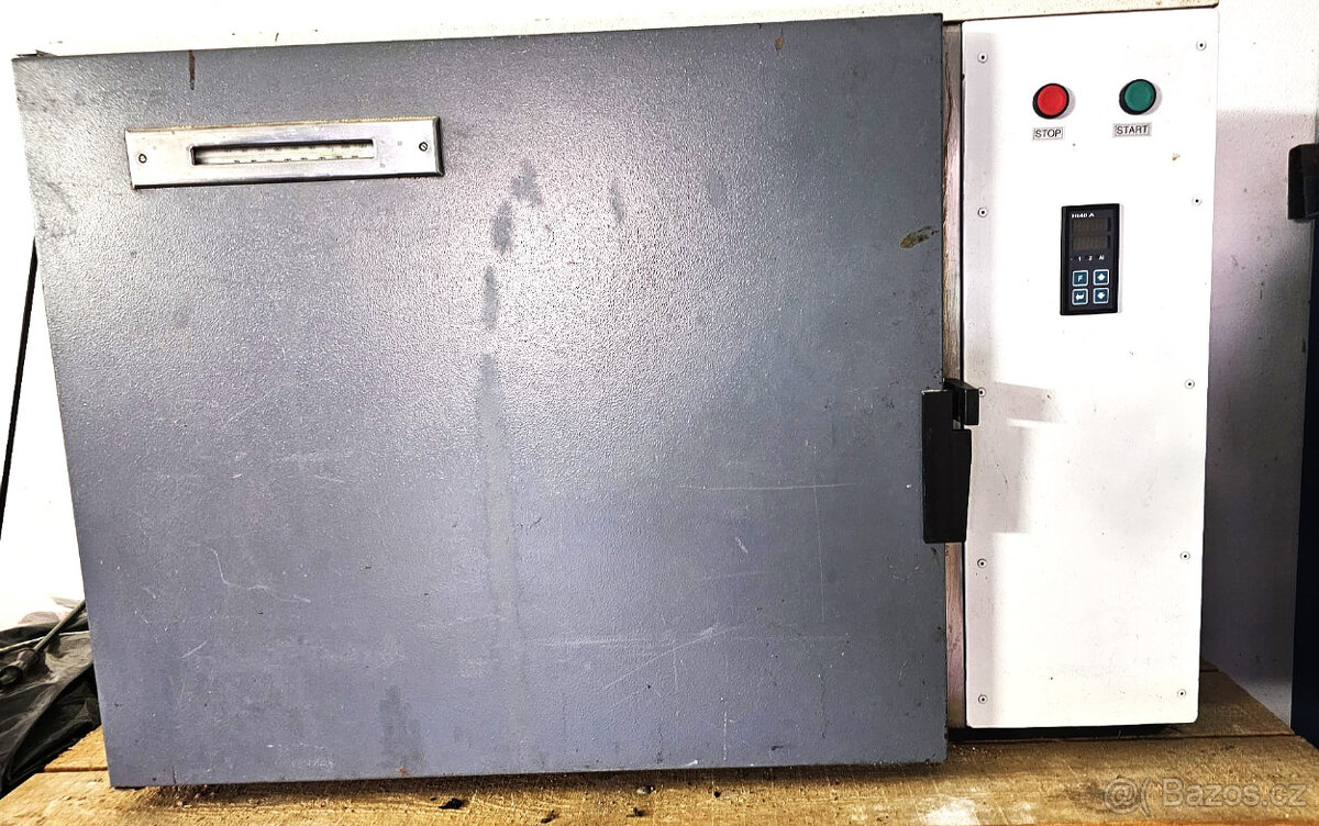 Horkovzdušná sušárna CHIRANA HS 121/A