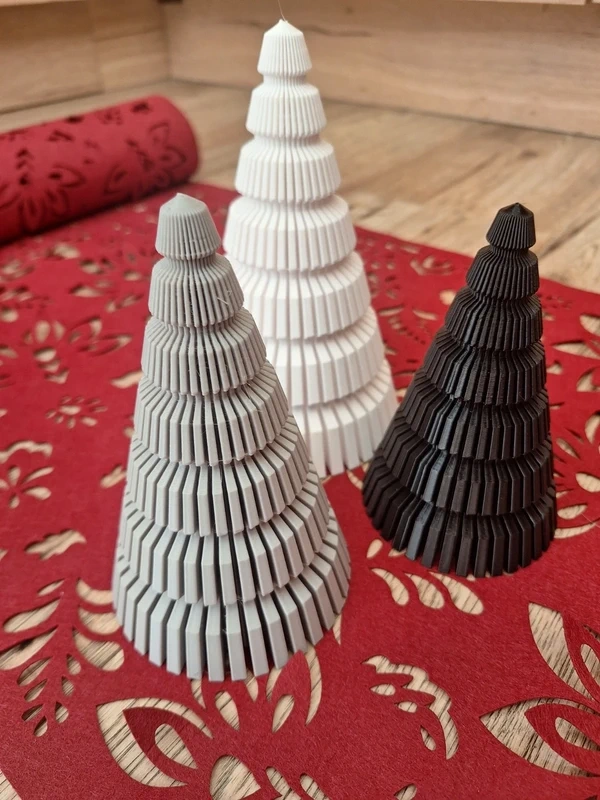 Set krásných vánočních minimalistických stromečků