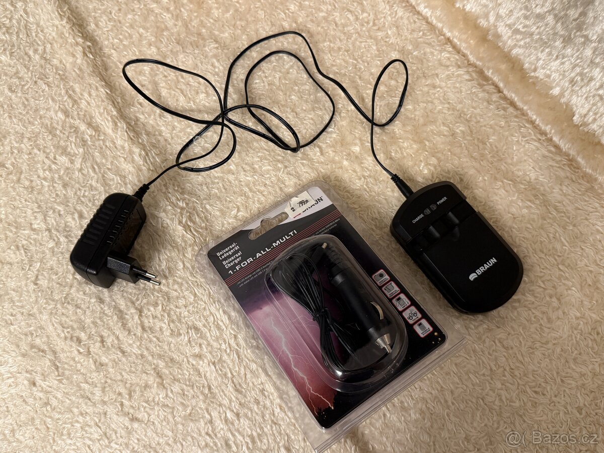 Nabíječka na AAA baterie, i nabíjení do auta