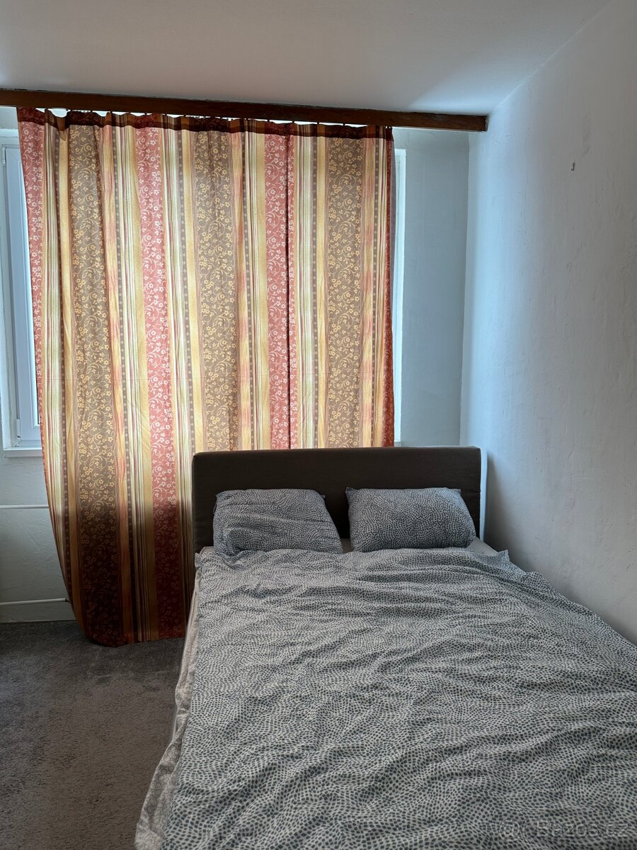 Prostorný pokoj pro 2 osoby — Praha 5, Šejbalové