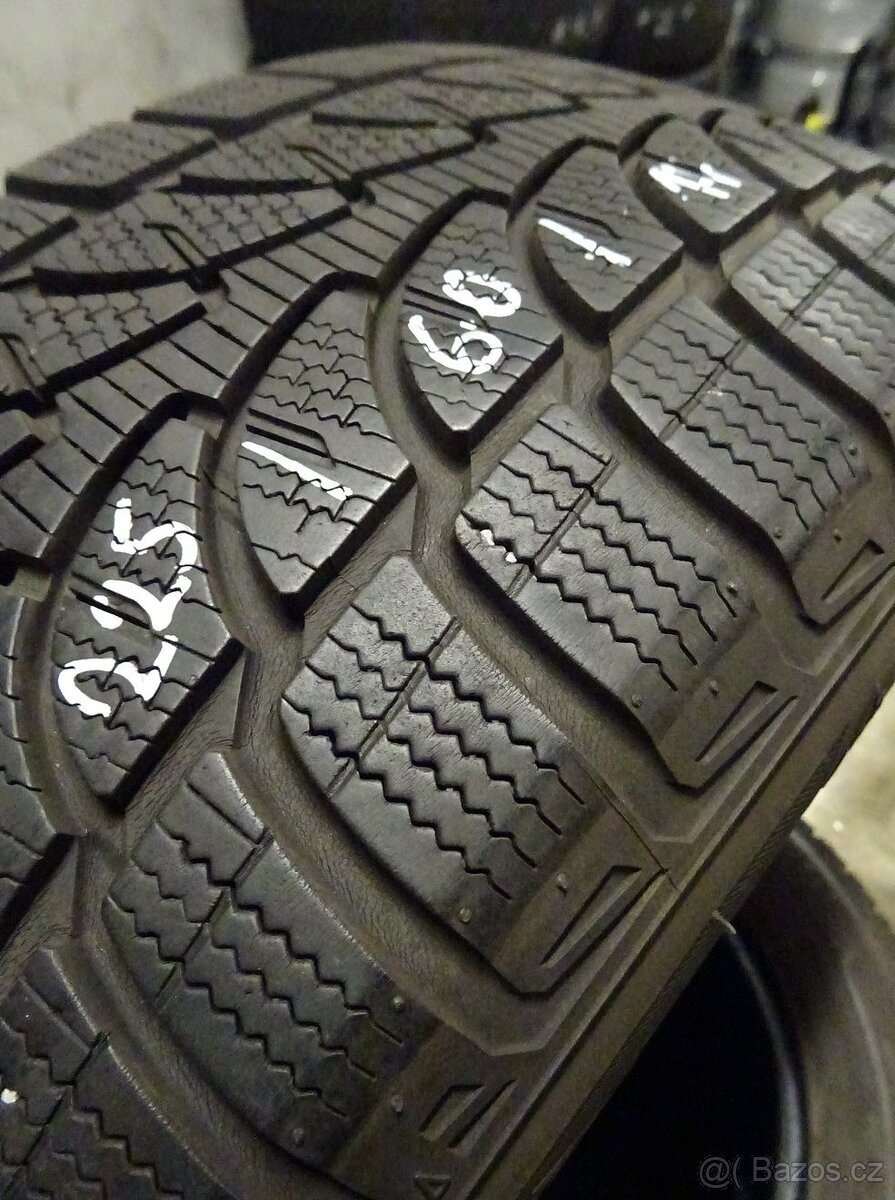 Zimní pneu Bridgestone LM-80, 225/60/17, 2 ks, 7 mm