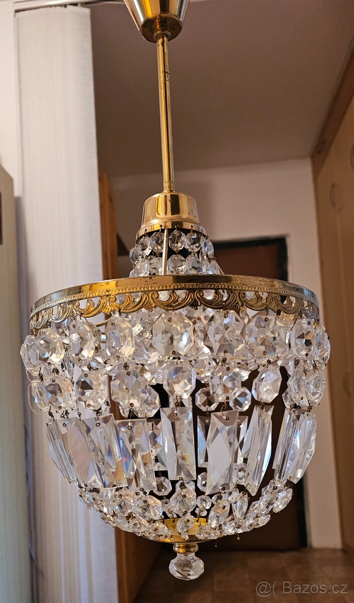 Křišťálový lustr průměr 25 cm