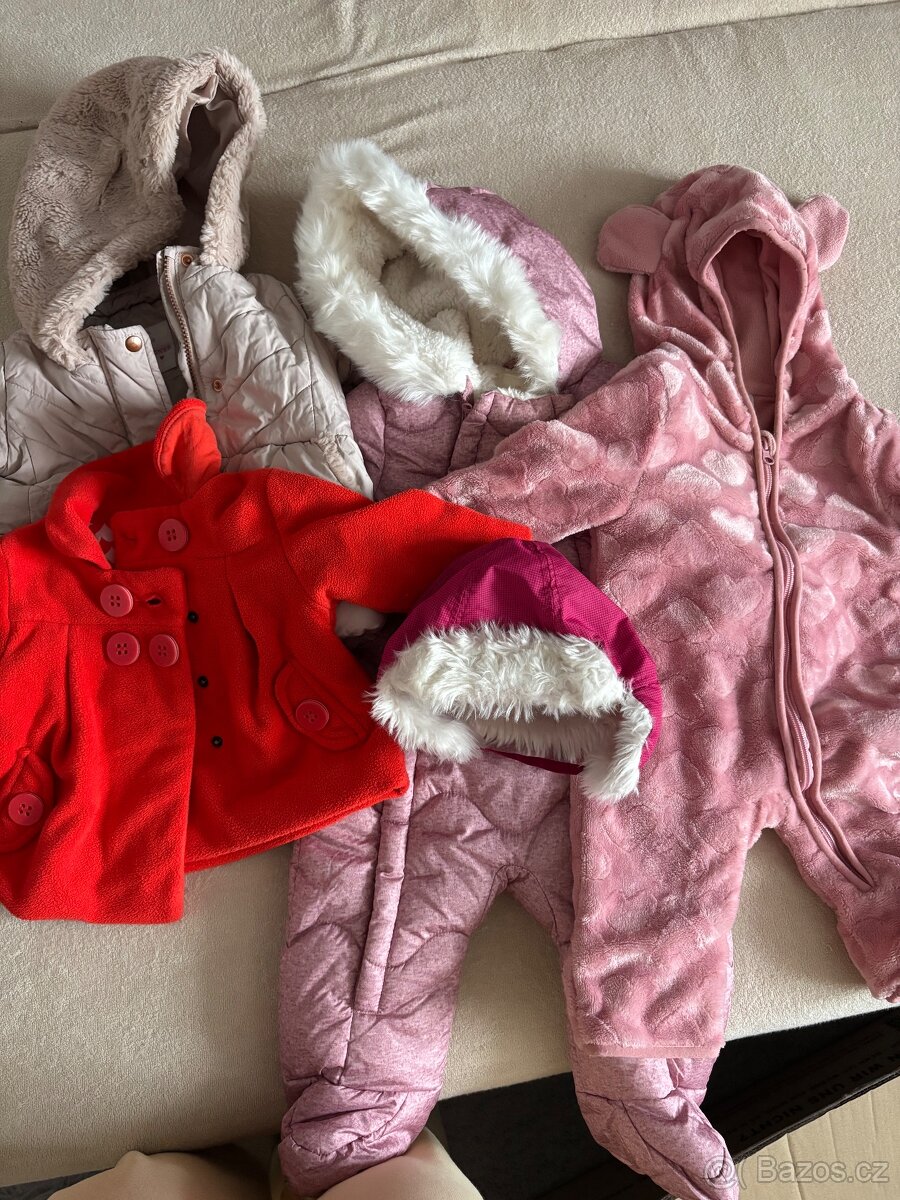 Balik zimniho obleceni 6-12 mesicu holcicka