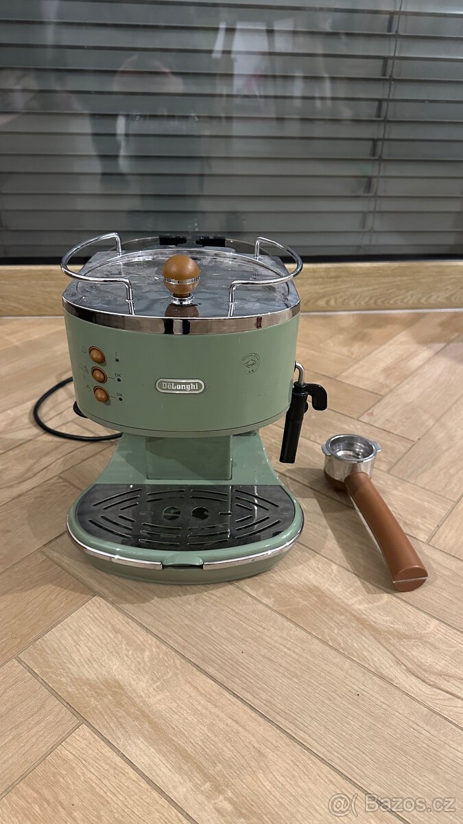 Pákový Kávovar Delongi Vintage