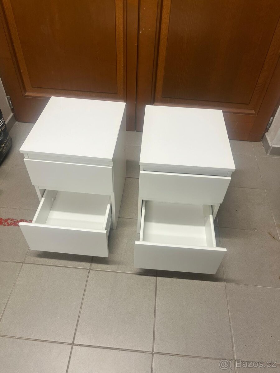 2 ks noční stolky IKEA