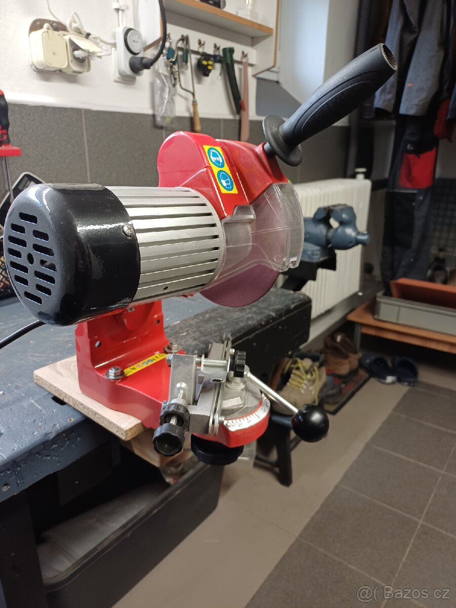 HECHT9230 elektrická bruska na řetězy