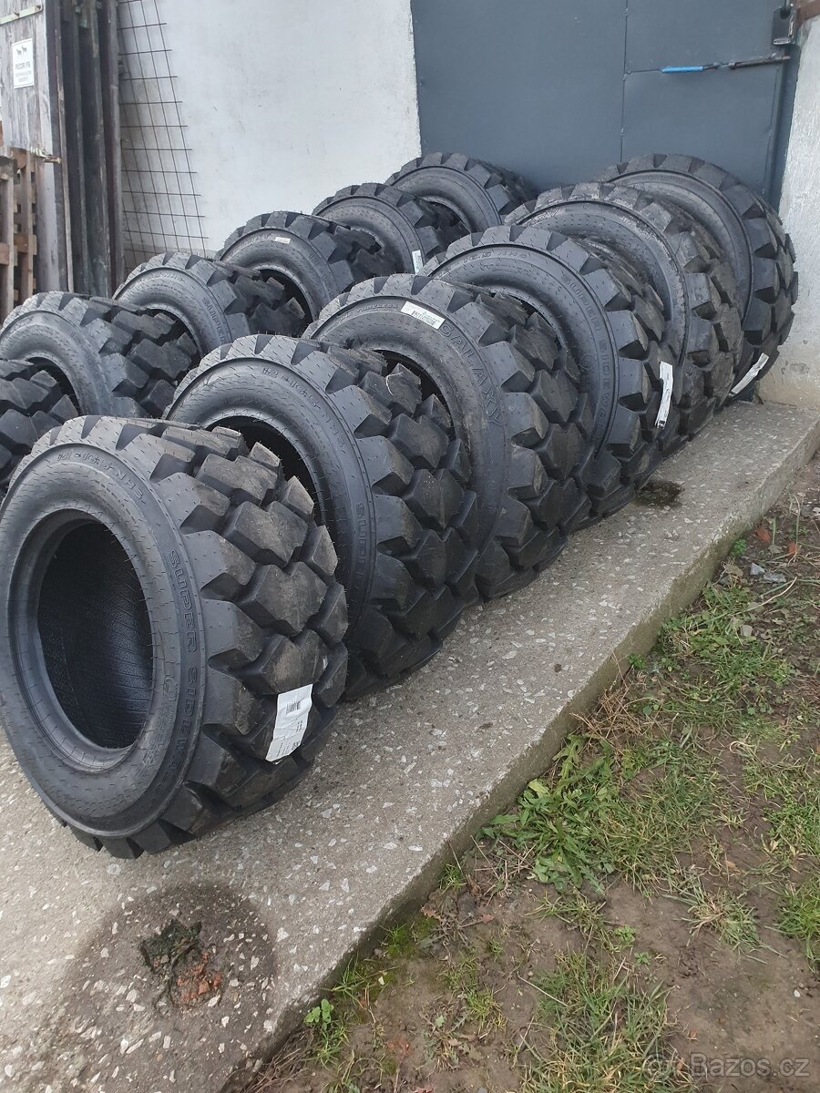 Pneu Galaxy 12 - 16,5