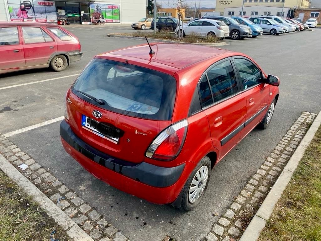 Kia Rio 2005
