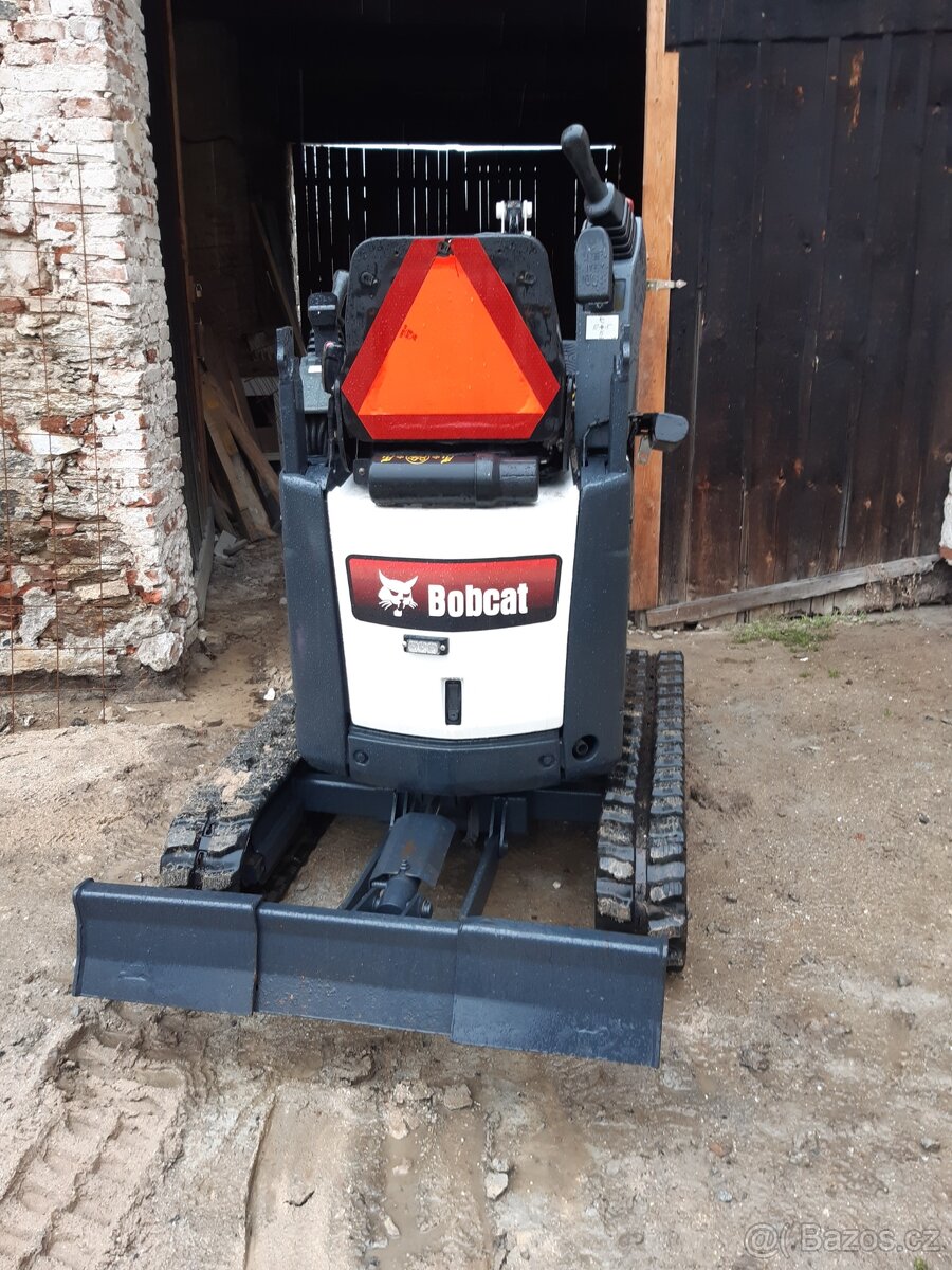 Bobcat e10 1200kg