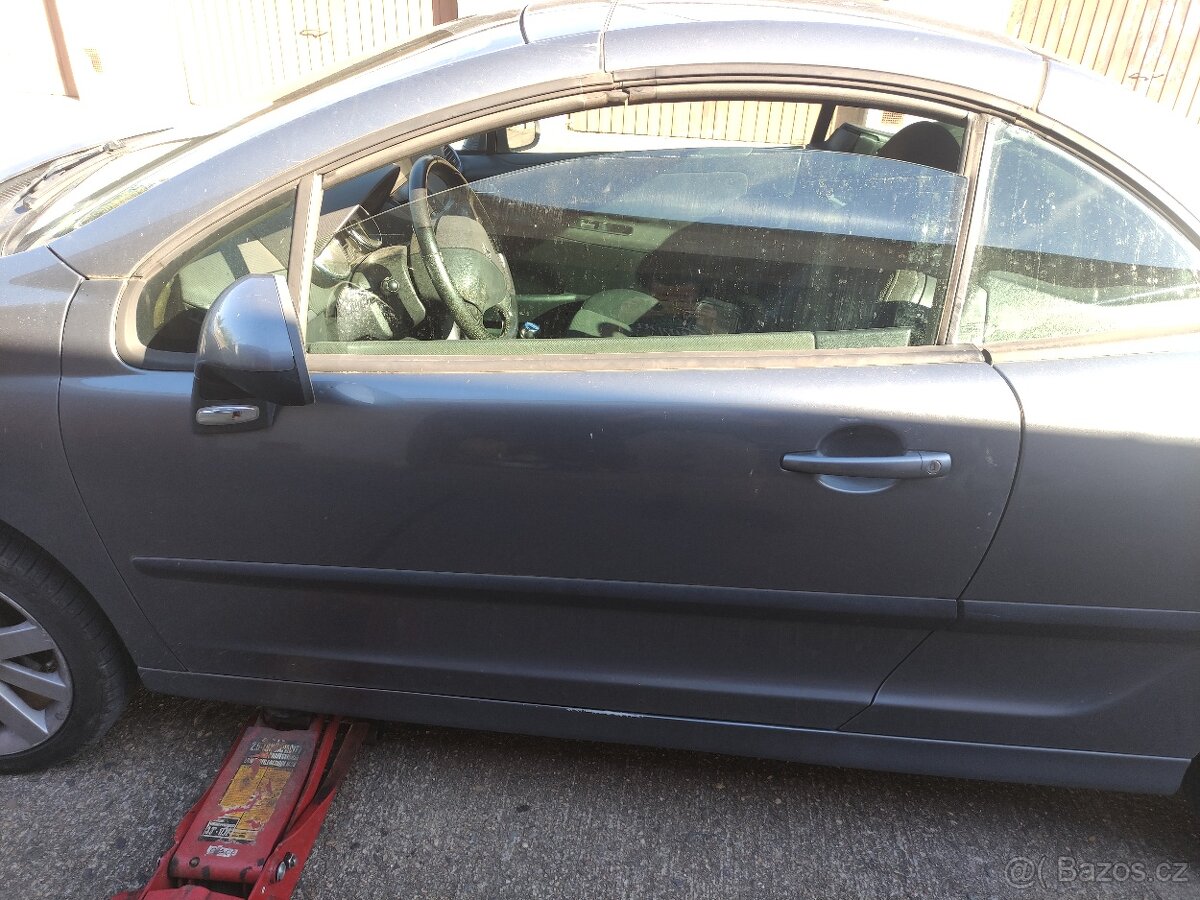Levé dveře Peugeot 207 CC