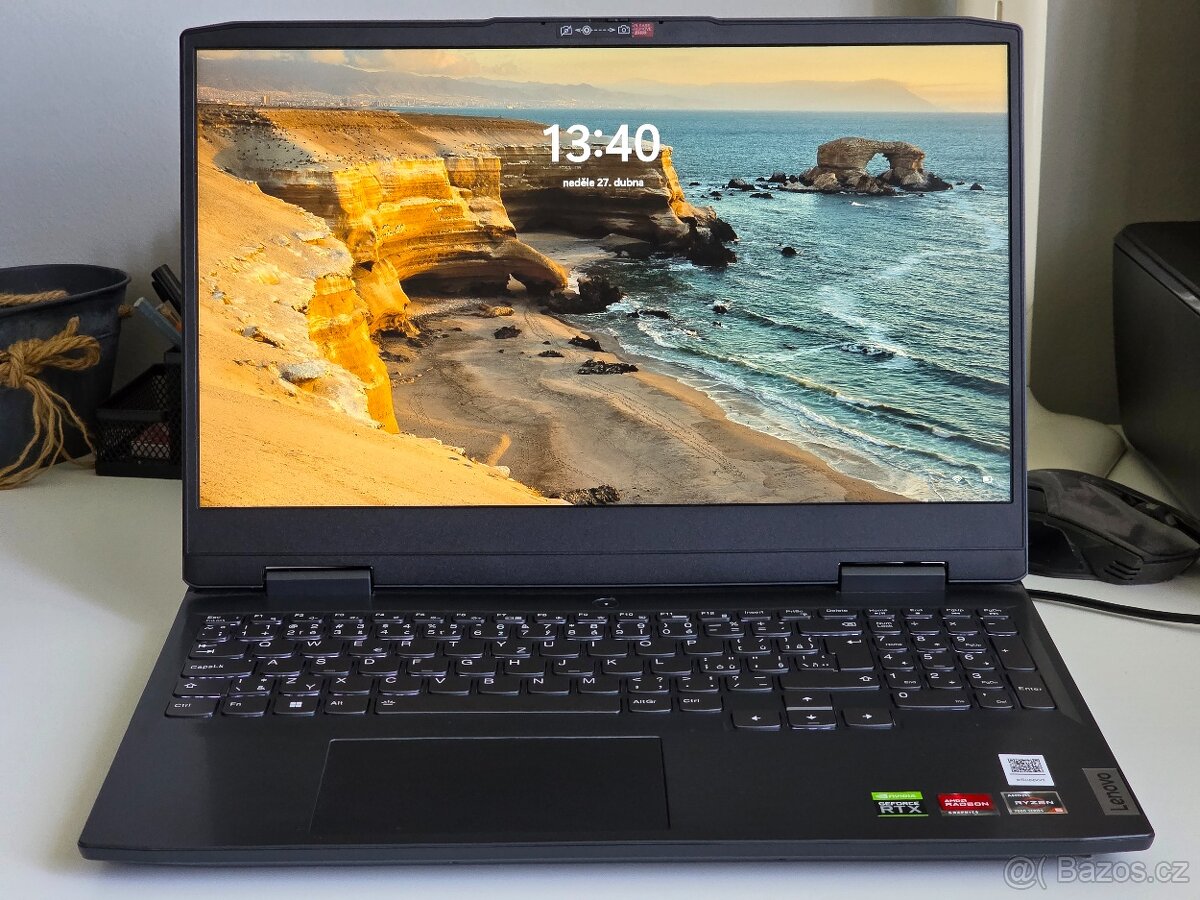 Herní notebook Lenovo IdeaPad Gaming 3 15ARH7 Onyx Grey