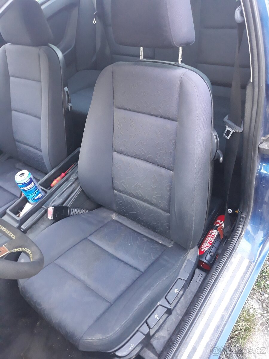 Interiér bmw e36 compact