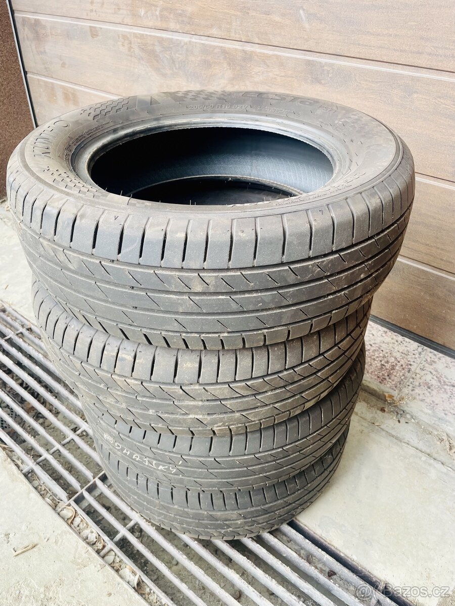 Letní pneu Kumho Ecsta PS71