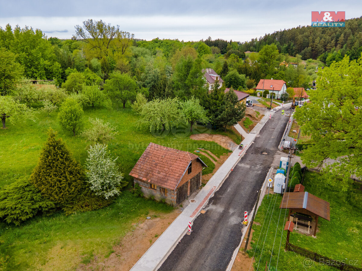 Prodej pozemku k bydlení ve Vrbatově Kostelci