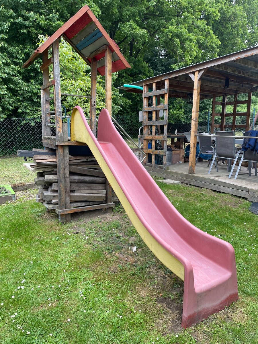 Laminátovou Skluzavku