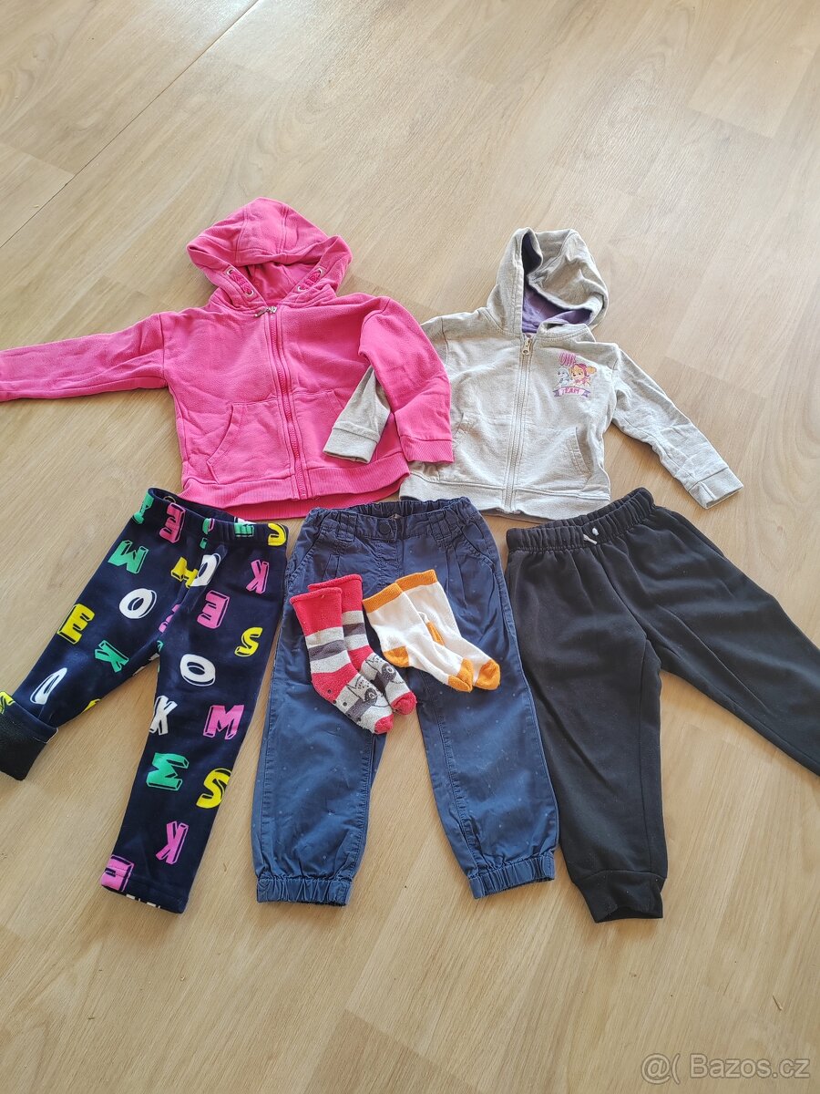 Kalhoty, tepláky,zateplené leginy, mikiny vel. 92