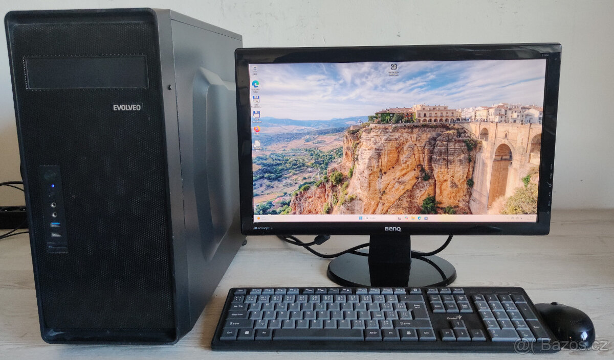 PC sestava-4x3.7Hz-8GB RAM-128GB+500GBHDD-22LCD-W11