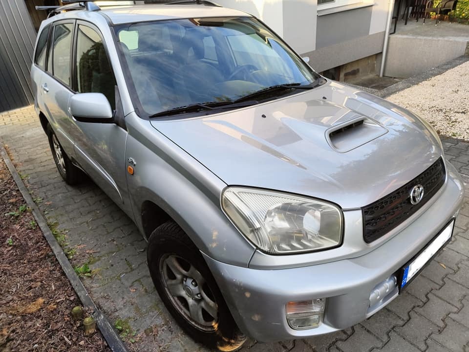 Prodej Toyota RAV4 2.0D-4D 4x4, r. 2003, tažné ORIS.