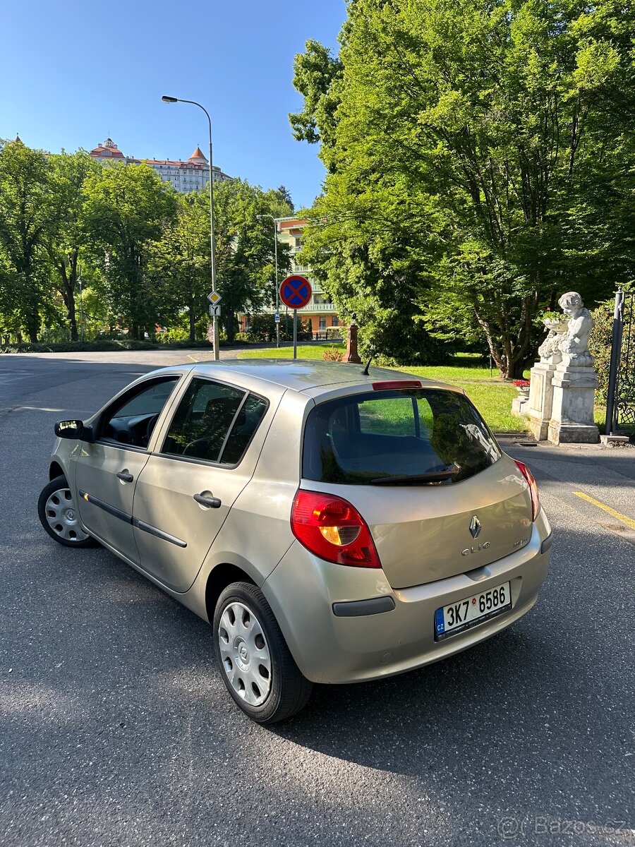 Renault clio