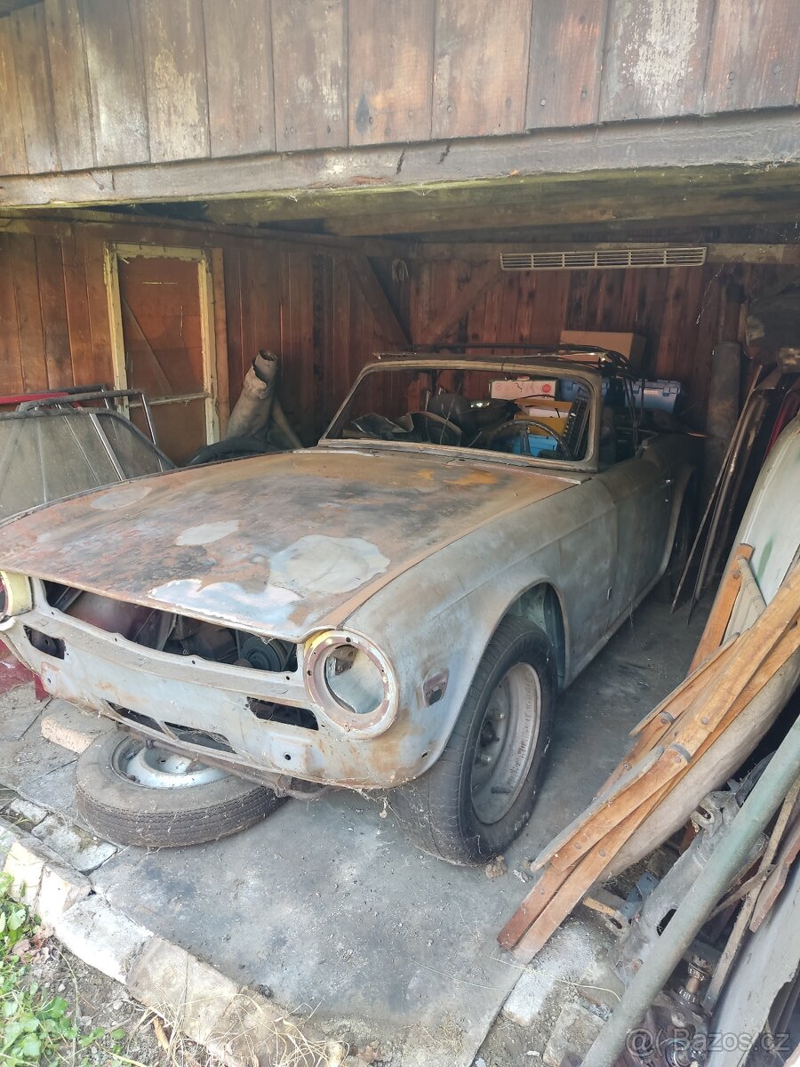 Triumph TR6