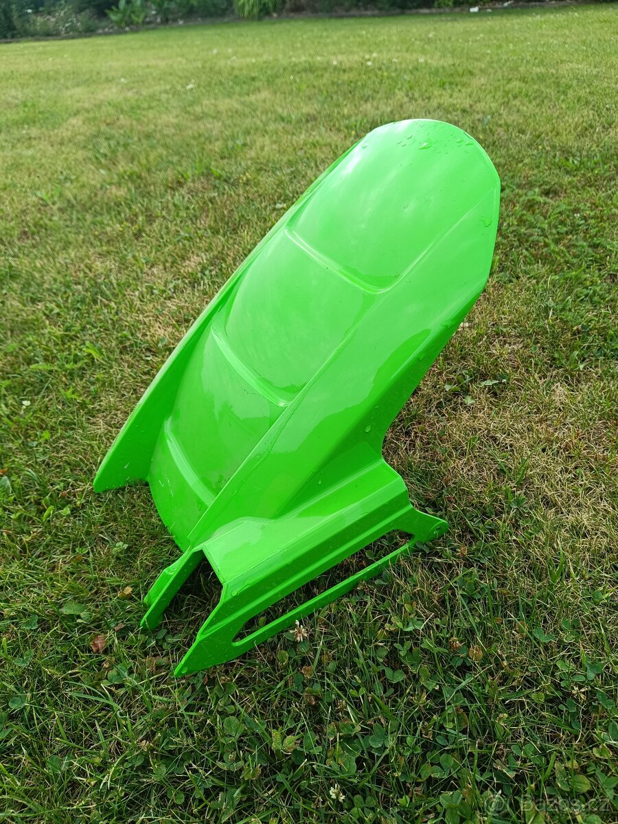 Zadní blatník Kawasaki Z750